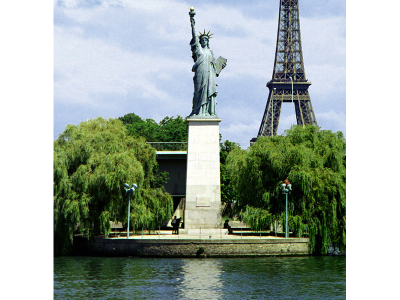 La copia della Statua della Libertà all'île aux cygnes, Parigi